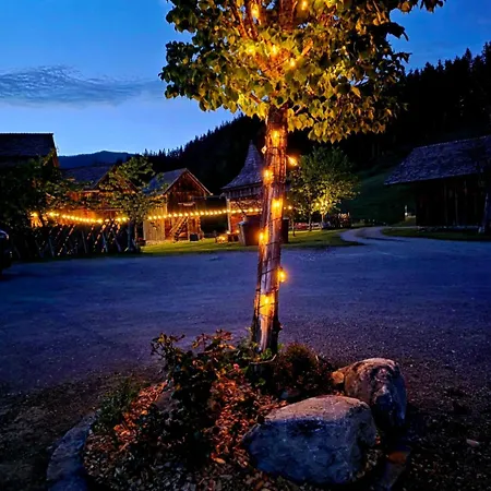 Lantgård Sonnleit'n 7 *